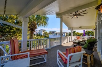 Building Photo - 2 Sand Dollar Ln