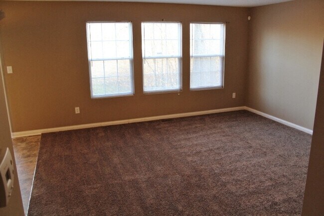 Building Photo - 11611 Hornickel Ct