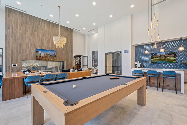 LIVIA en Scripps Ranch - LIVIA at Scripps Ranch