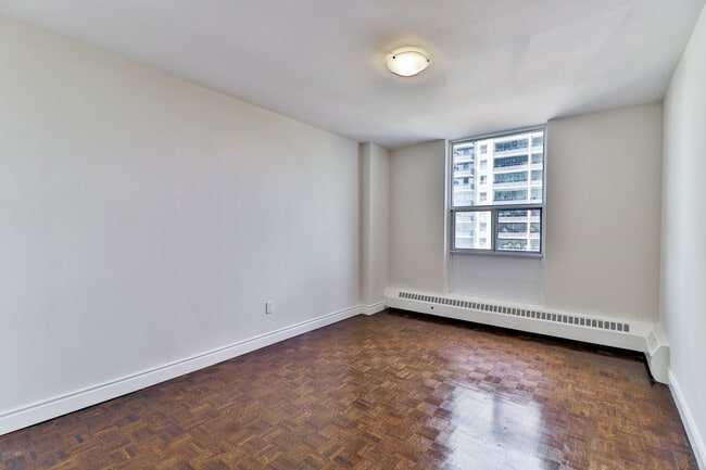 Building Photo - 1 Bedroom Unit - 50 Cambridge
