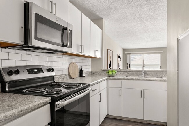 Photo - Crosstown at Chapel Hill Apartments