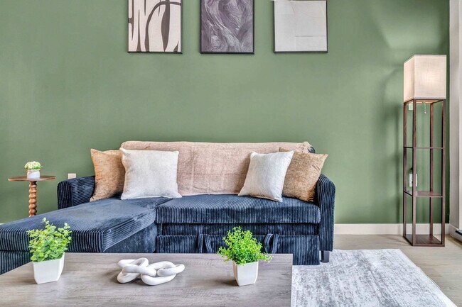 Building Photo - 2189 Cornell Rd