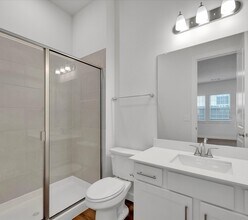 Building Photo - 2703 Rockhill Rd