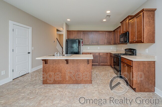 Building Photo - 4378 Shivas Way
