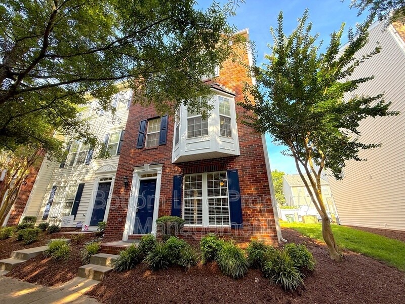 Foto principal - 13031 Bullock Greenway Blvd