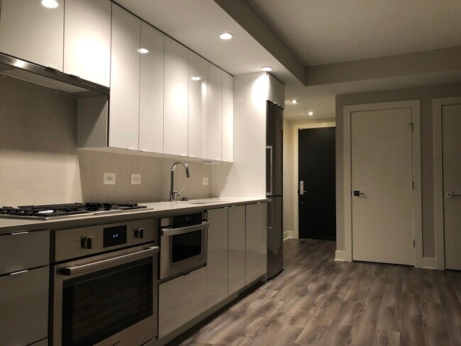 Foto del edificio - 1311 13th St. NW, #105