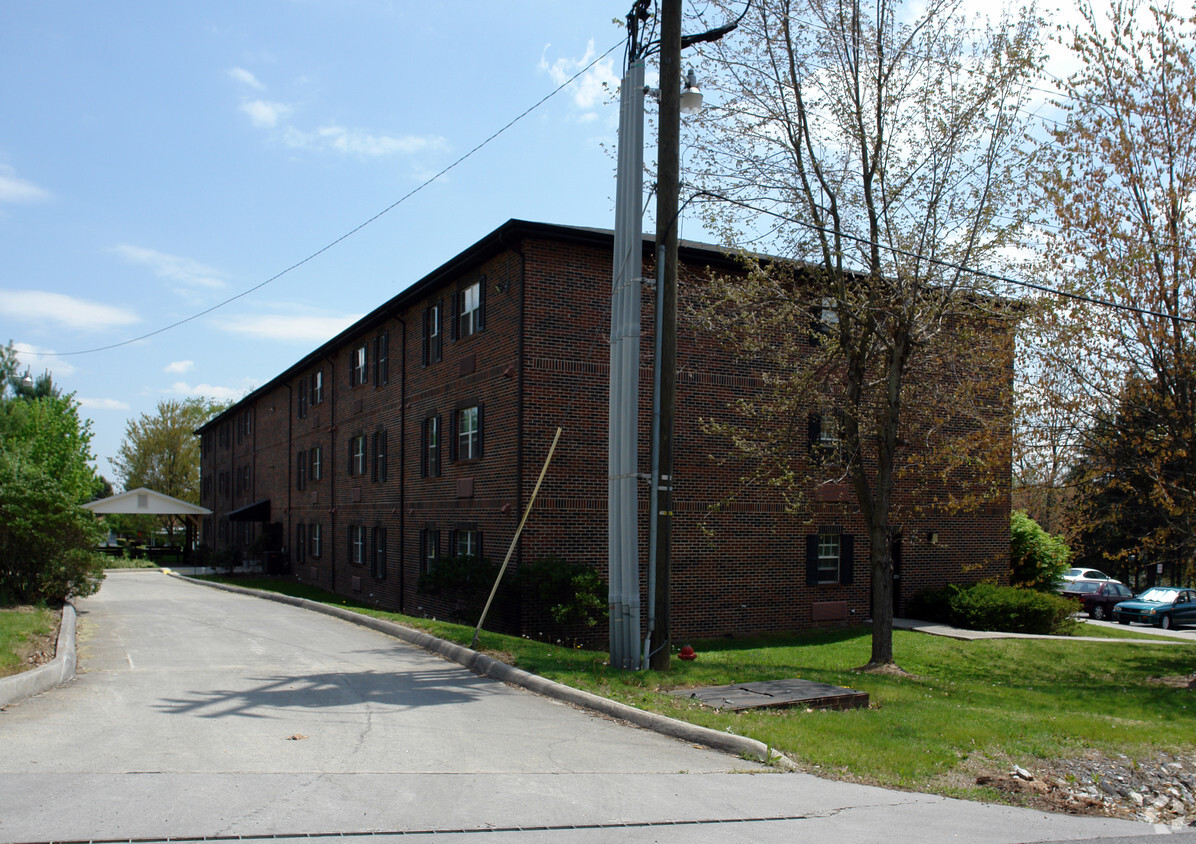 Foto del edificio - Mercer Manor Apartments