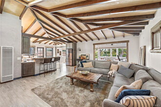 Building Photo - 1209 C. Toledo