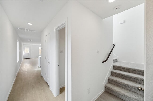 Building Photo - 18246 Via Aurelia Dr