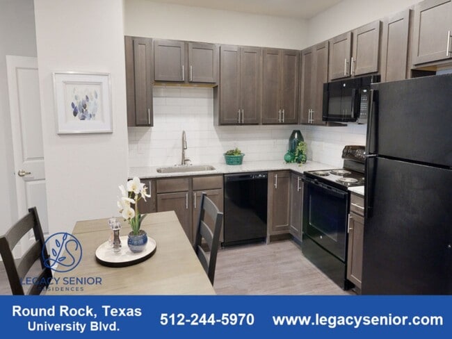Interior Photo - Legacy Senior on University