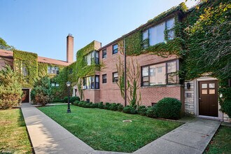 Building Photo - 7375 N Winchester Ave
