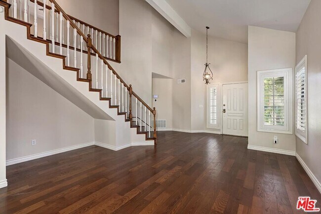 Foto del edificio - 4210 Lost Springs Dr