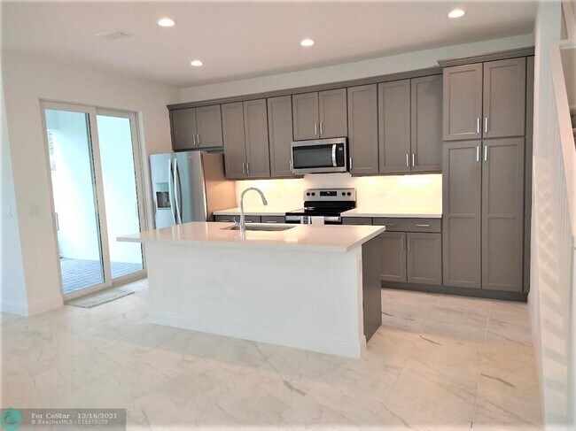 Foto del edificio - 1839 Spoonbill Ct