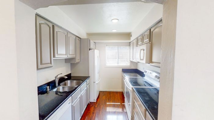 Foto principal - 4204 Admiralty Ln
