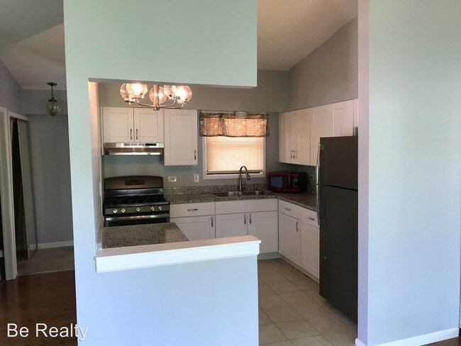 Building Photo - 3 br, 2 bath House - 4130 192nd Court