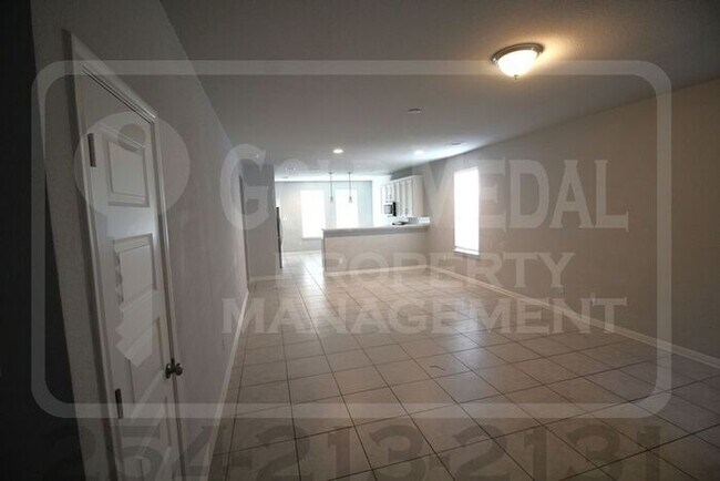 Building Photo - 200 El Dorado Rd