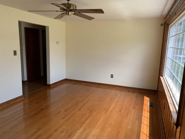 Foto del edificio - 2408 King St NE