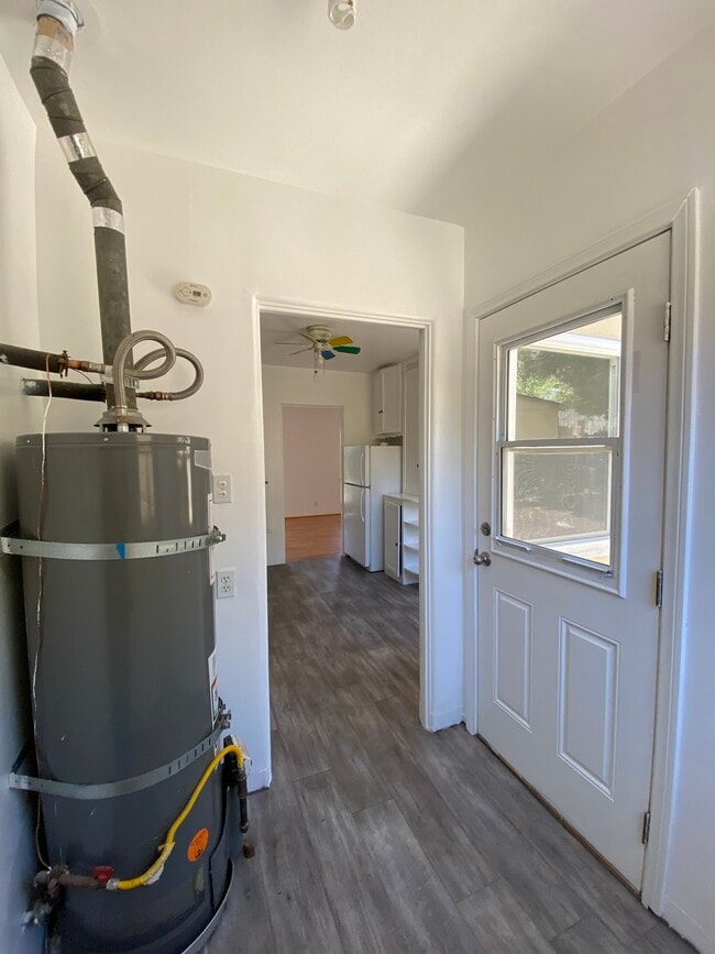 10204 Fairgrove Ave, Tujunga, CA 91042 House Rental in Tujunga, CA