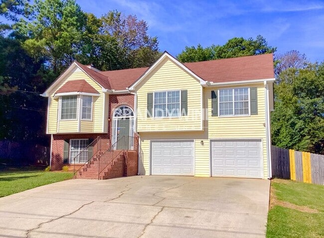 Building Photo - 5877 Pecan Grove