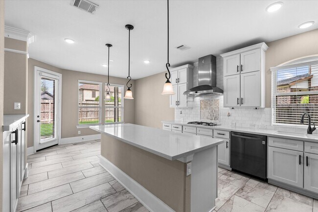 Foto del edificio - 14731 Breyana Park Ln