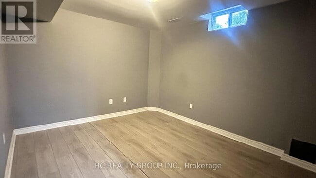 Building Photo - 821 Walsh Ct