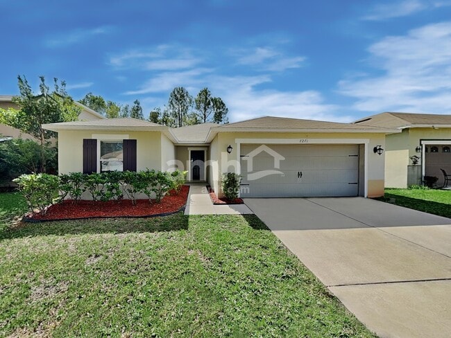 Building Photo - 7271 Wakeview Dr