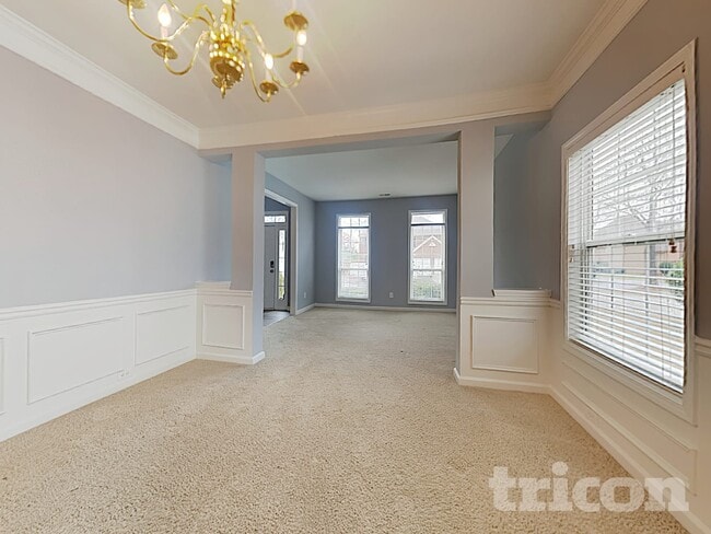 Foto del edificio - 7568 Cole Ln