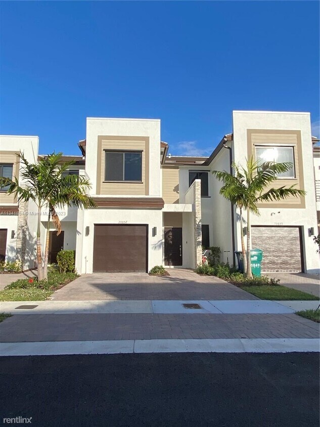 20857 NE 7th Ct, North Miami Beach, FL 33179 House Rental in North