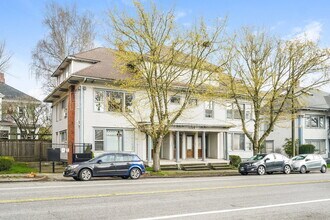 Building Photo - 1319 S 6th Ave