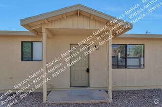 Building Photo - 1107 W Sonora St