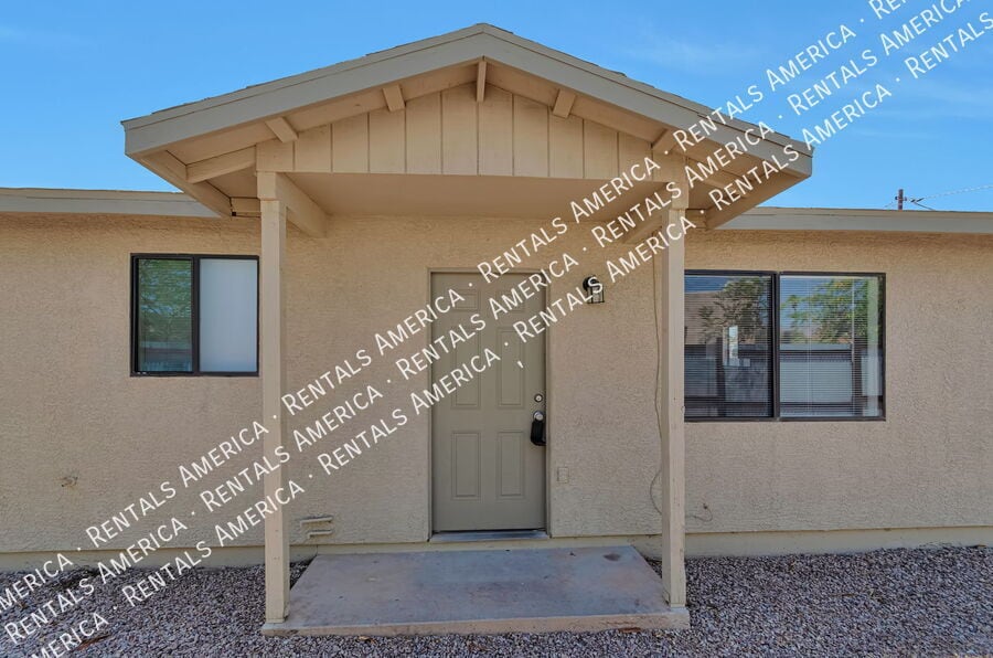 Primary Photo - 1107 W Sonora St