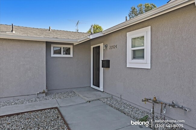 Building Photo - 23924 Haynes St