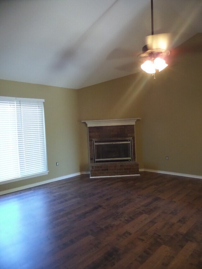 Building Photo - MAGNOLIA SUBDIVISION, COVE LOT!