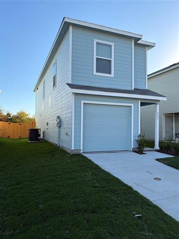 Foto principal - 703 Sandhill Crane Ln