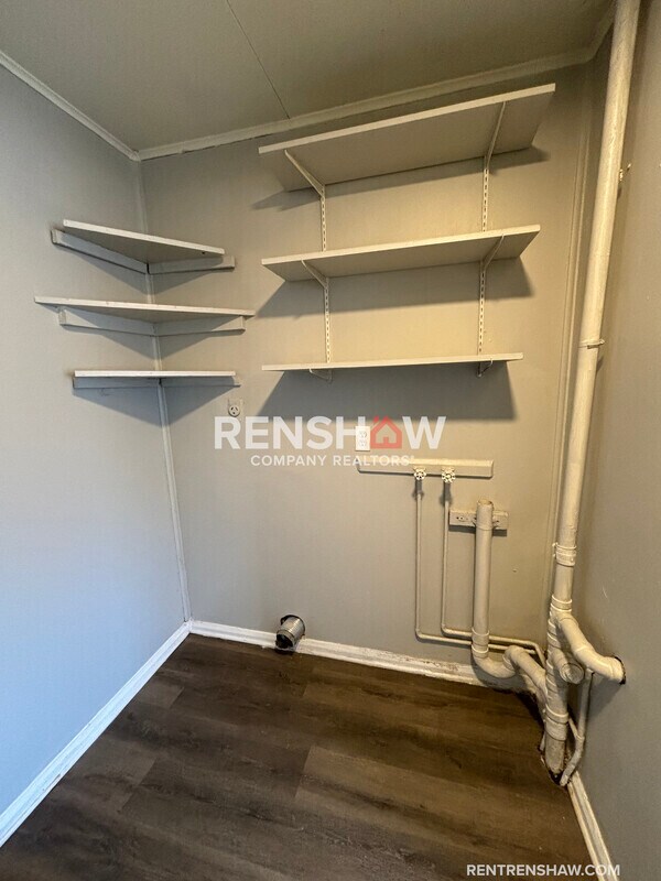 Foto del edificio - 3240 Madewell St