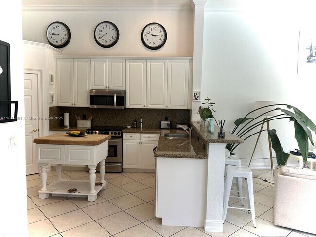 Building Photo - 2492 Eagle Run Dr