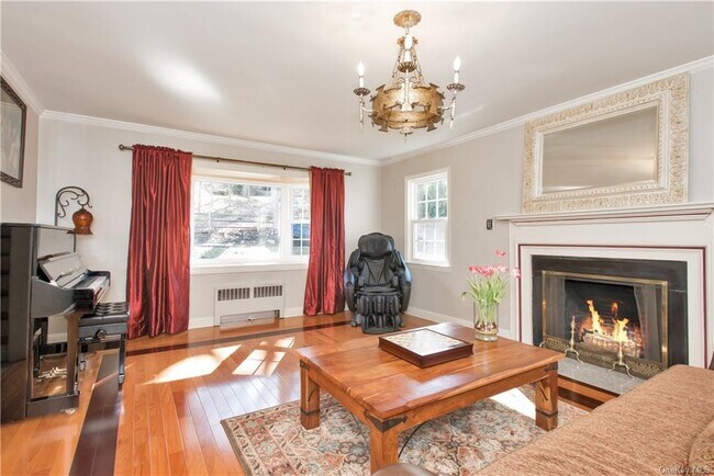 Foto del edificio - 7 Medford Ln