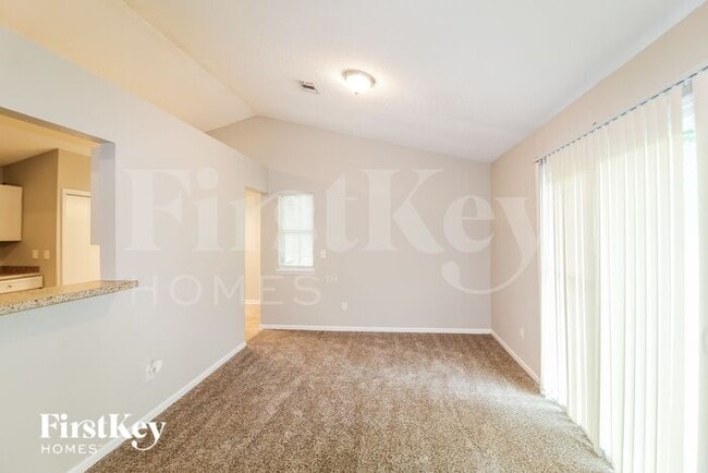 Foto del edificio - 1028 Chapman Circle