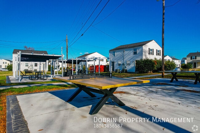 Photo - 1605 Hickory St Apartment