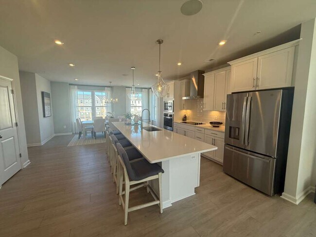 Foto del edificio - 9221 Magellan Pkwy