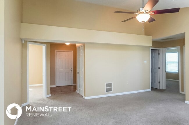 Building Photo - 2245 Valley Creek E Ln