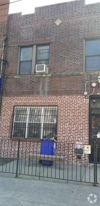 Building Photo - 41-07 69th St
