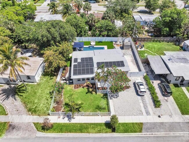 Foto del edificio - 1837 NE 48th Ct
