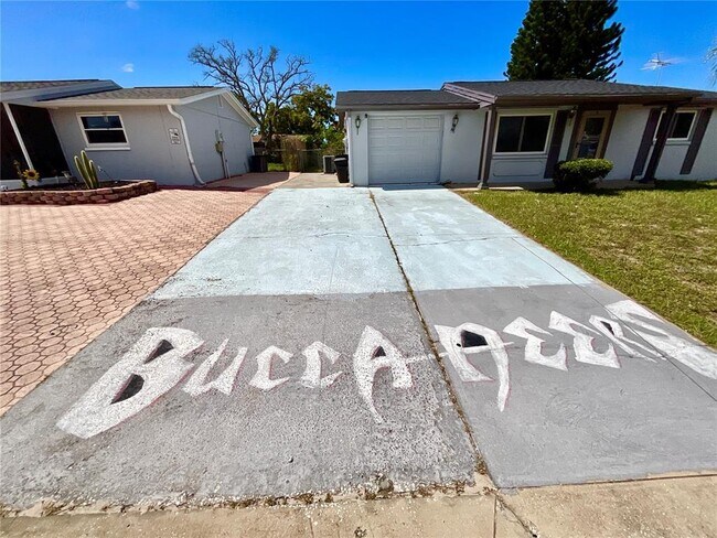 Foto del edificio - 9715 Gray Fox Ln