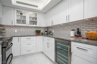 Building Photo - 17 Bluebill Ave