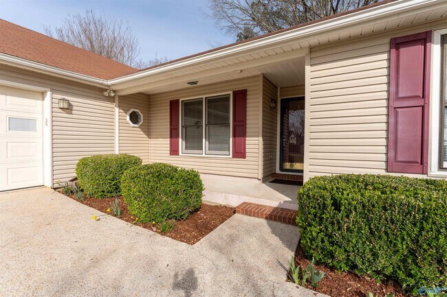 Foto del edificio - 145 Lewis Ln