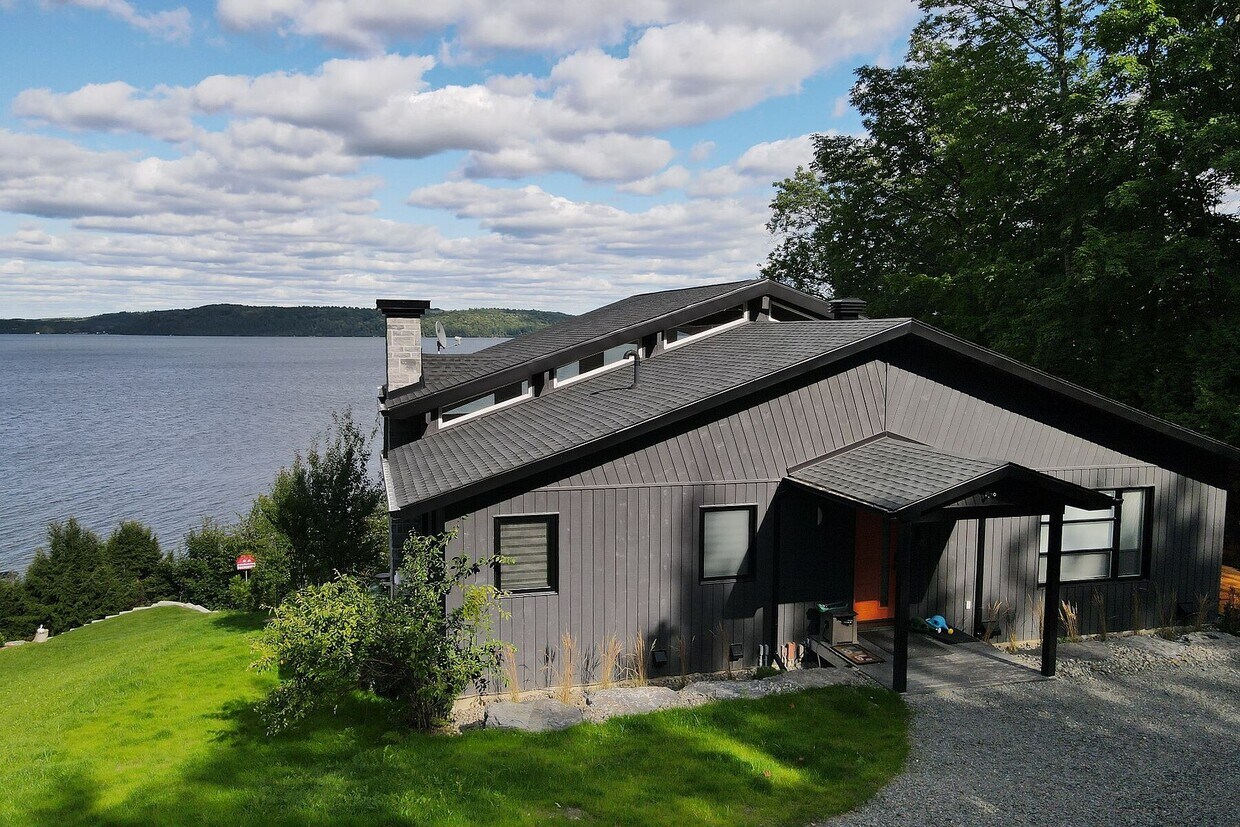 10 Chem. Chapel, Potton, QC J0E 1X0 House for Rent in Potton, QC