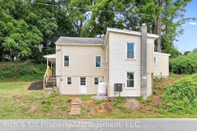 Building Photo - 3 br, 1 bath House - 10 Zartman Mill Road