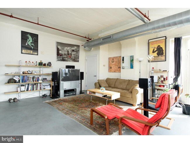 Building Photo - 1220 Buttonwood St