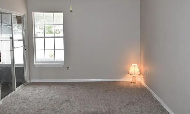 Building Photo - 5548 Bellewood St